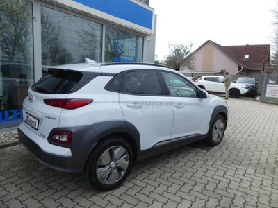 HYUNDAI KONA EV 64kWh Executive Edition Head Up.Led.Kamera.D.Klima.Űl.Fű.Krell Sound.Navi.PDC