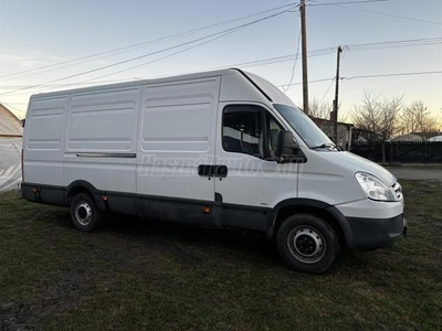 IVECO DAILY 35 S 12 3000