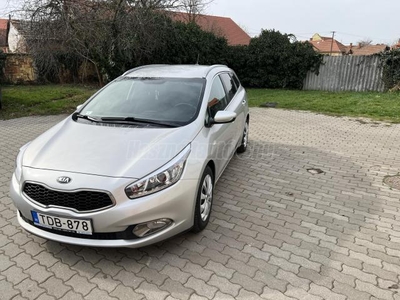 KIA CEE'D 1.6 GDI EX