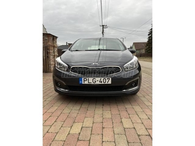 KIA CEE'D 1.6 GDI Summer Edition