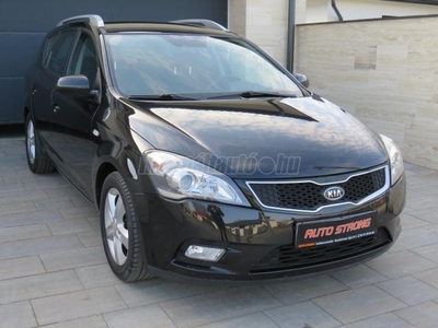 KIA CEE'D 1.6 LX Exclusive 92.334 km ! Navigáció ! Tolatókamera ! Ülésfűtés !