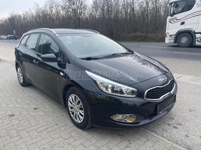 KIA CEE'D SW 1.4 CRDI Limitált KAMERA.NAVI.TEMPOMAT.DIGITKLIMA.PARKRADAR.SZERVÍZKÖNYV