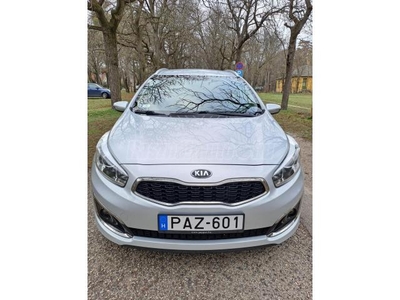 KIA CEE'D SW 1.6 CRDI UEFA