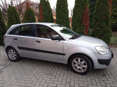 KIA RIO 1.4 16V