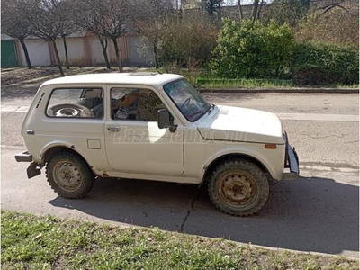 LADA NIVA 2121