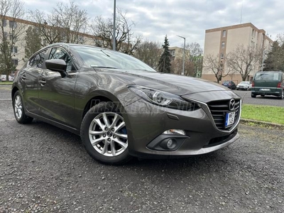 MAZDA 3 Sport 2.0 Revolution