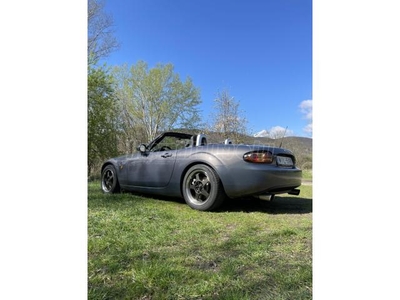 MAZDA MX-5 2.0 16V Revolution