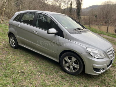 MERCEDES-BENZ B 180 BlueEFFICIENCY