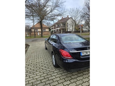 MERCEDES-BENZ C 300 BlueTEC h HYBRID 7G-TRONIC