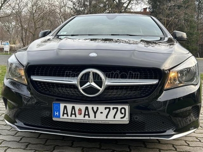 MERCEDES-BENZ CLA 200 Urban 7G-DCT