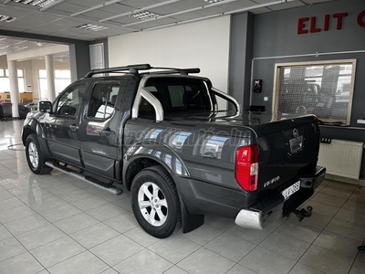 NISSAN NAVARA 4WD Double 2.5D SE (Automata)