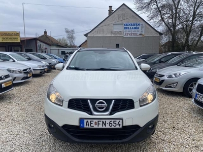 NISSAN QASHQAI 1.5 dCi Tekna // PANORÁMATETŐ // DIGITKLÍMA // VONÓHOROG