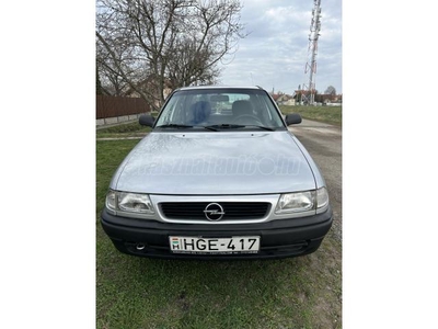 OPEL ASTRA F 1.4 Classic GL