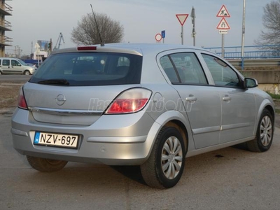 OPEL ASTRA H 1.4 Enjoy