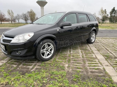 OPEL ASTRA H Caravan 1.6 Cosmo