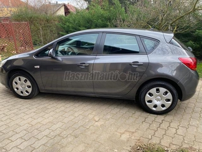 OPEL ASTRA J 1.4 Enjoy