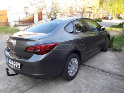 OPEL ASTRA J Sedan 1.6 Enjoy EURO6