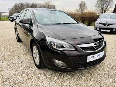 OPEL ASTRA J Sports Tourer 1.4 T Start-Stop Sport FACELIFT. LED. XENON