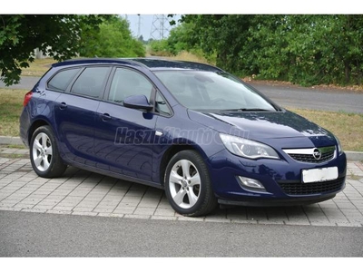 OPEL ASTRA J Sports Tourer 2.0 CDTI Sport VEZETETT SZERVIZ KÖNYV! MEGKÍMÉLT ÁLLAPOT!