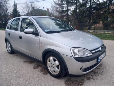 OPEL CORSA C 1.2 16V Njoy Valós 122 ekm. Megkímélt állapotban .4 hengeres motor. napfény tető