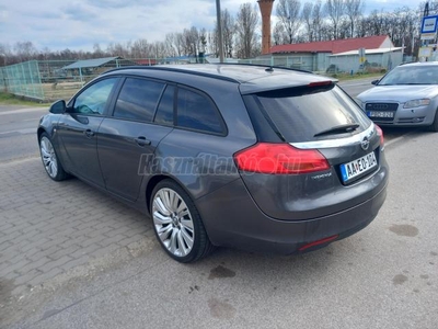 OPEL INSIGNIA Sports Tourer 2.0 CDTI