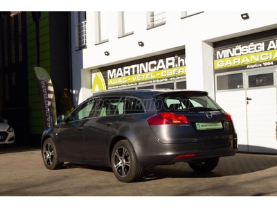 OPEL INSIGNIA Sports Tourer 2.0 CDTI Edition Technical Gray Metallic +Első Tulajdonostól +Végig Vez.Sz.könyv +2X-s GARANCIA