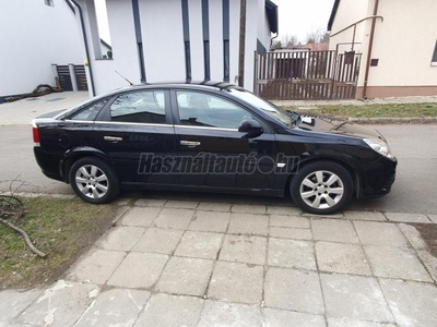 OPEL VECTRA C 1.9 CDTI Cosmo