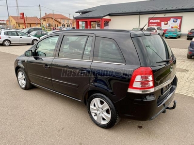 OPEL ZAFIRA 1.6 Enjoy Szervizkönyv!