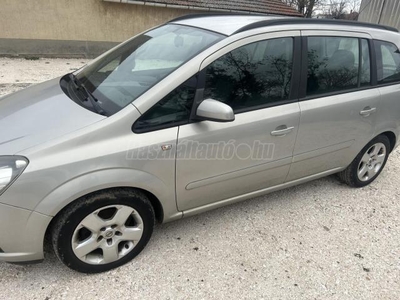 OPEL ZAFIRA B 1.8 Cosmo