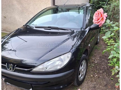 PEUGEOT 206 1.1 Presence