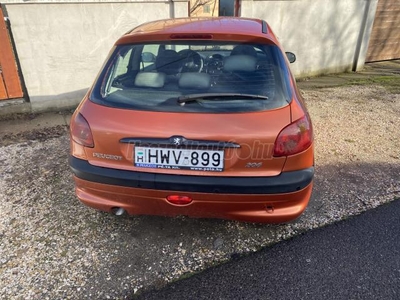 PEUGEOT 206 1.4 Color Line