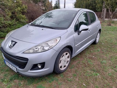 PEUGEOT 207 1.4 Active