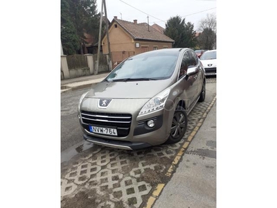 PEUGEOT 3008 2.0 HDi HYbrid4 91 gramm EGS6