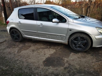 PEUGEOT 307 2.0 HDi Premium Pack