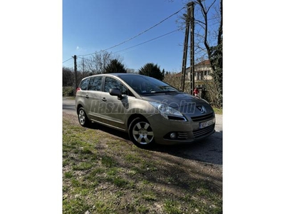 PEUGEOT 5008 2.0 HDi Business Edition