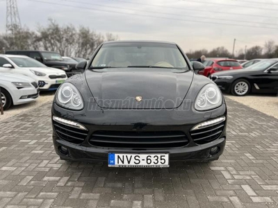 PORSCHE CAYENNE Dízel (Automata) PANORÁMATETŐ! NAVI! ÜLÉSFŰTÉS!