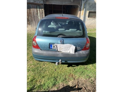 RENAULT CLIO 1.2 16V Authentique