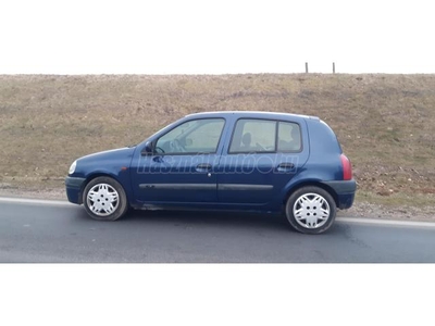 RENAULT CLIO 1.2 16V Tech Road Friss műszakíval !