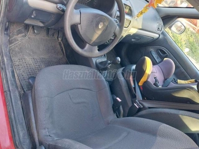 RENAULT CLIO 1.2 Access