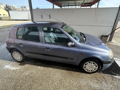 RENAULT CLIO 1.4 16V RT