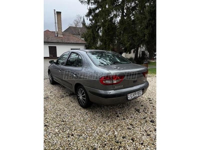 RENAULT MEGANE 1.4 16V RN