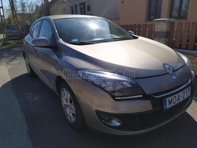 RENAULT MEGANE 1.6 Advantage