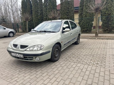 RENAULT MEGANE Classic 1.4 16V Alize