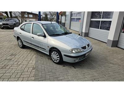 RENAULT MEGANE Classic 1.4 16V Alize