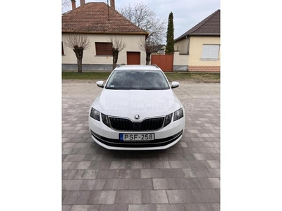 SKODA OCTAVIA Combi 1.6 CR TDI Ambition DSG