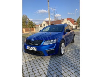 SKODA OCTAVIA Combi 2.0 CR TDI RS DSG. Carplay. Magyarországi. Vezetett márka szervíz. AKCIÓ !