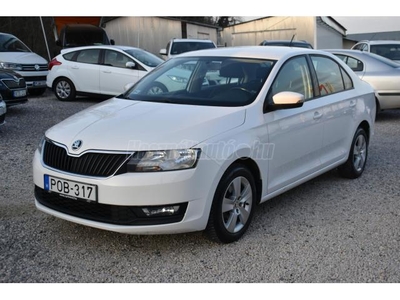 SKODA RAPID 1.6 CR TDI Ambition Magyar. szervizkönyv