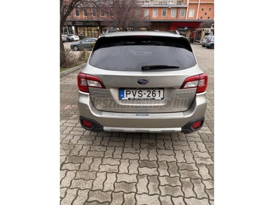 SUBARU OUTBACK 2.5 Sport EyeSight (Automata)