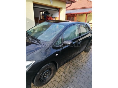 TOYOTA AURIS 1.6 Sol