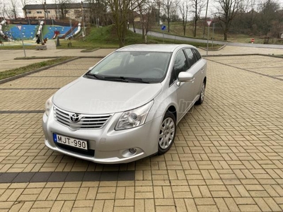 TOYOTA AVENSIS 2.0 D-4D